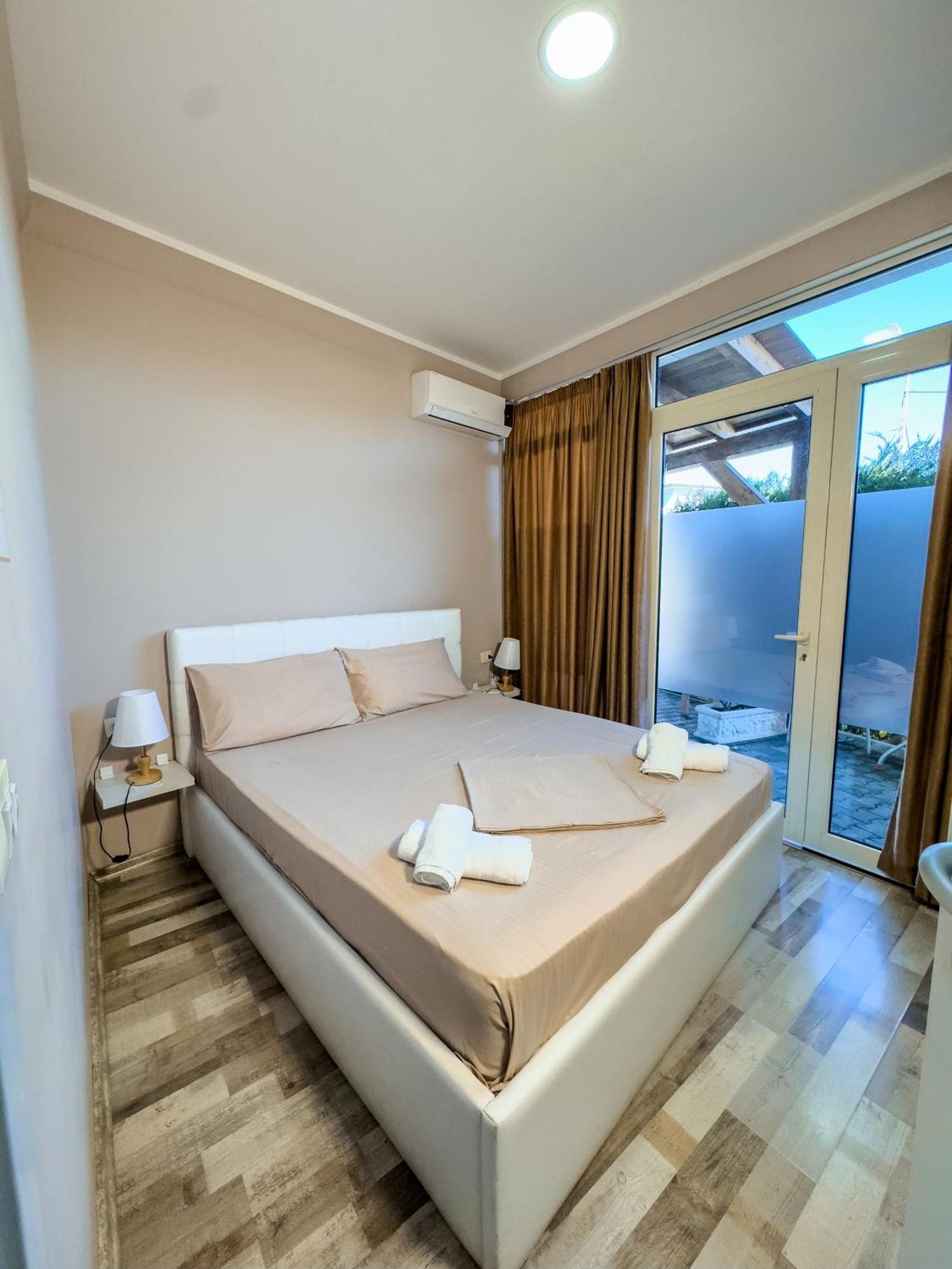Shkodra Budget Hotel Exterior foto